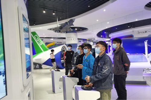 探索科學碩果，爭做科技先鋒——電氣學院學生黨支部主題黨日活動聚焦計算機技術前沿